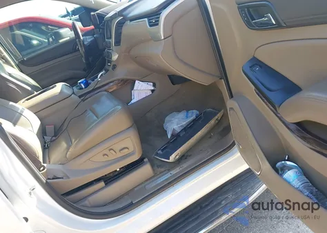 2018 GMC Yukon Xl Slt z USA, uszkodzony, nr VIN 1GKS1GKC4JR126059